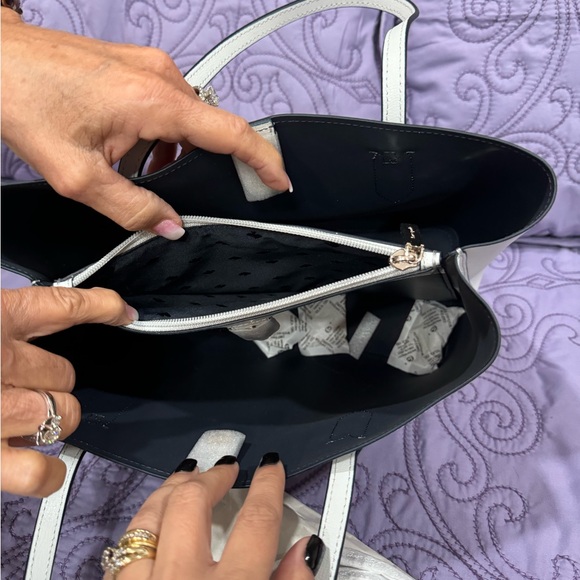 Brand new never used Kate Spade bag - Picture 3 of 8